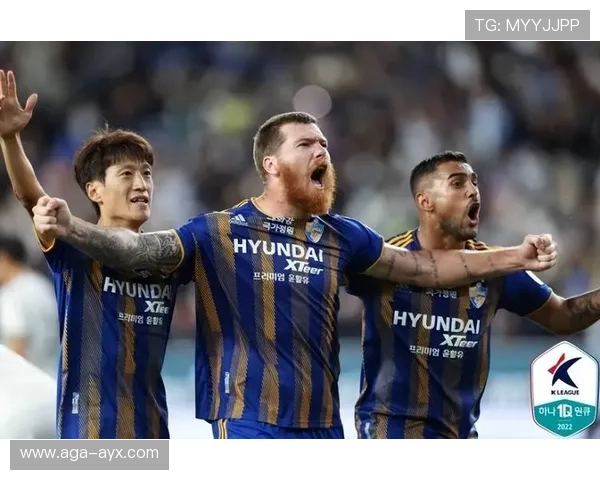 K联赛冠军悬念升级！多支球队争夺最终荣耀，谁能笑到最后？