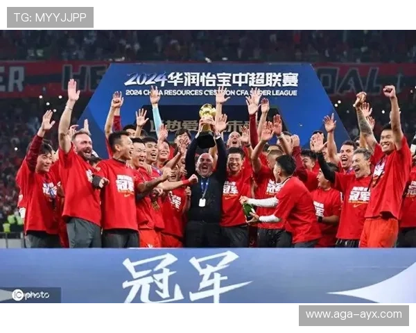 上海申花主场迎战同城对手，德比大战点燃申城足球热情